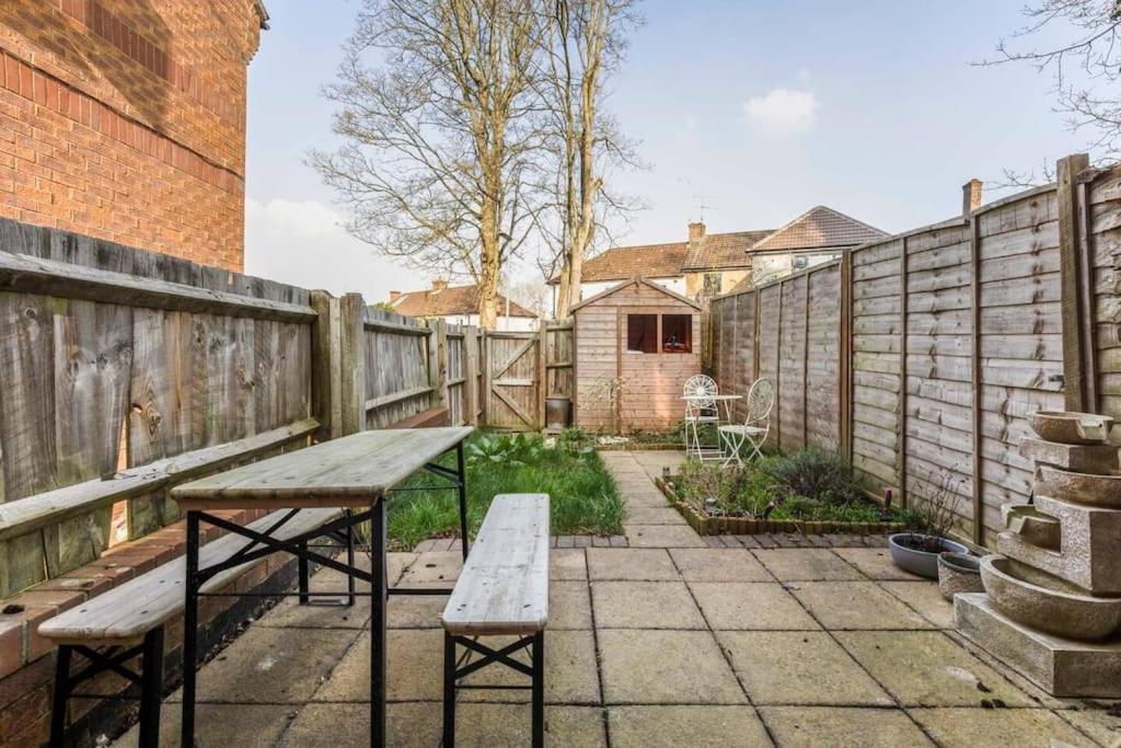 Vila Quiet & Secluded St Albans House Exteriér fotografie